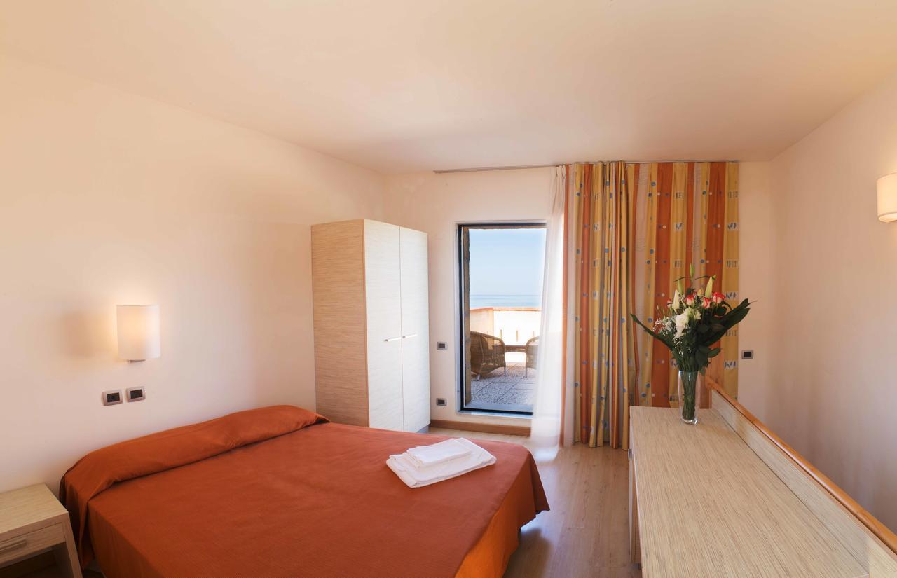 Residence Menfi Beach Eksteriør billede